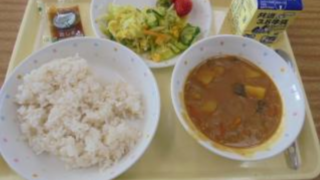 【神河町】なつかしのメニューを再現。「タイムスリップ給食」登場｜寺前小学校