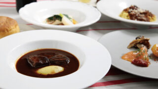 【クリスマス】神戸のレストラン「TOOTH TOOTH maison15th」のコース料理がご家庭で楽しめる