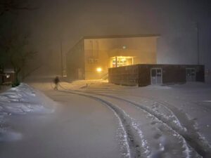 めっちゃえぇ雪降ってます｜峰山高原リゾート ホワイトピーク