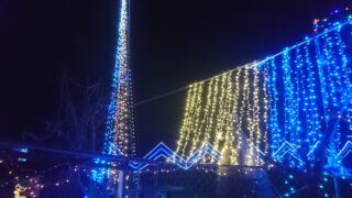 【加西市】気になりすぎる謎スポット、吉甲園｜イルミネーションの先客は案山子だった