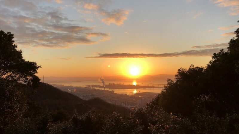【神戸】ロープウェイで山にあがって”初日の出”を見よう！｜神戸布引ハーブ園