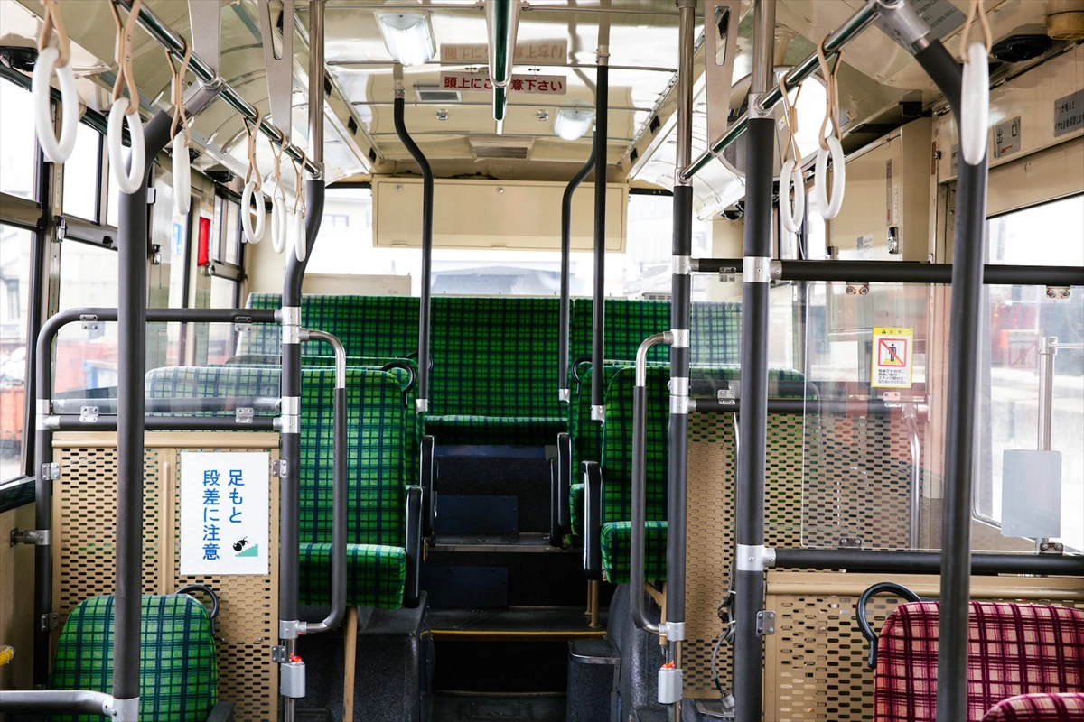 【サバス】引退した神姫バス車両、サウナに大変身