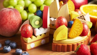 【エド・インター】まるで本物！エス コヤマ 小山進氏監修のお菓子な木製玩具が1月下旬より新発売