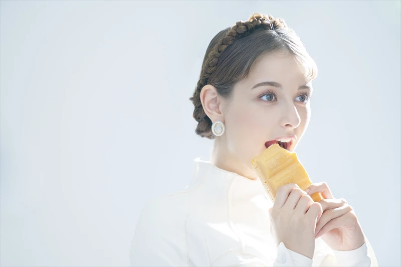 あのホワイトロリータがついにアイスに！“ネクストブレイク美女”の嵐莉菜を起用したビジュアルを公開