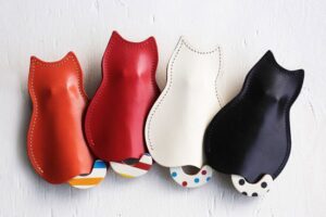 【猫好き集まれ】好きなレザーで作れる「猫のキーケース」カラーオーダーが受付中