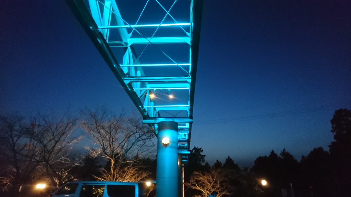 福崎町に新たな灯り、文珠荘ライトアップ試験点灯