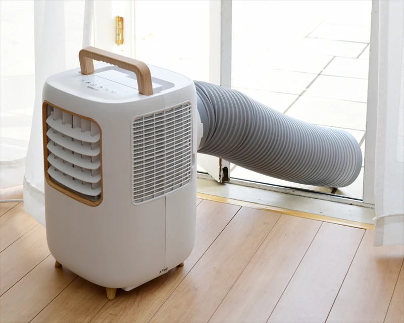 家中どこでも冷風で快適に！木目調がお洒落なコンパクトクーラーが新発売