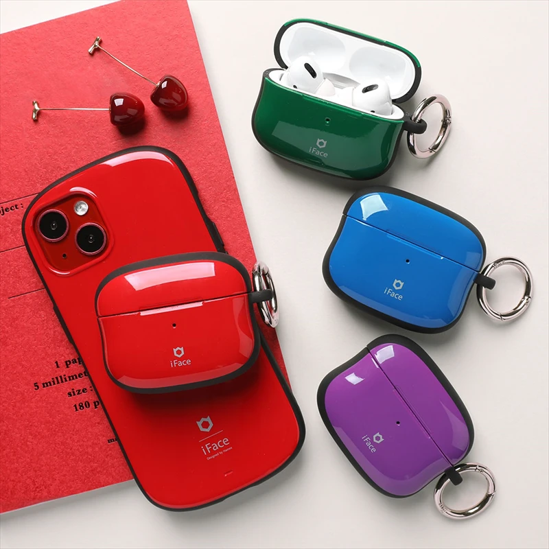 AirPods / AirPods Pro用ケースにツヤっと目を惹く鮮やかな4色のピュアカラーが登場