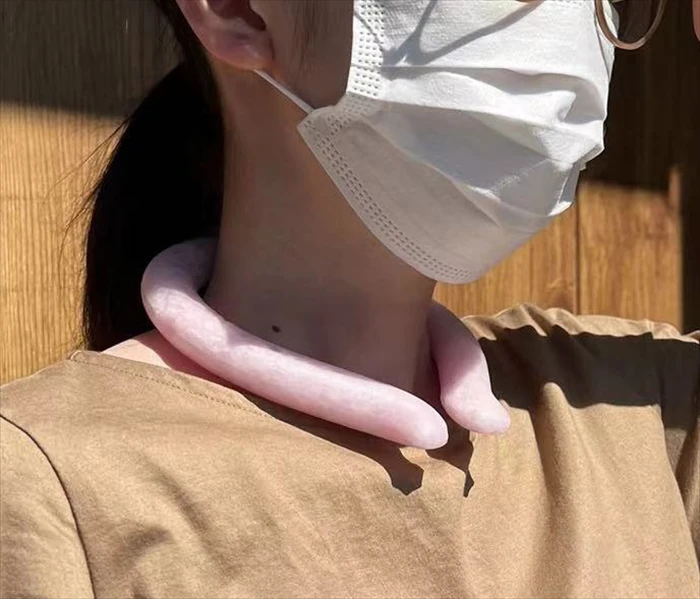 【熱中症対策】繰り返し使えるCOOLネックリングが登場。首に巻くタイプの最先端冷感アイテム