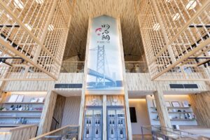 【明石市】明石海峡を望むビジターセンターが8月24日オープン｜お酒やウイスキーが試飲できるバー併設