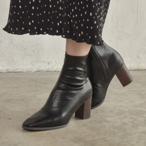 7cmヒールなのに1万歩歩ける！？「感動ブーツ」にニットタイプと5cmヒールが登場