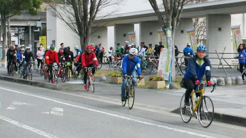 日本遺産認定5周年「銀の馬車道」楽しむ、サイクルトレインが運行