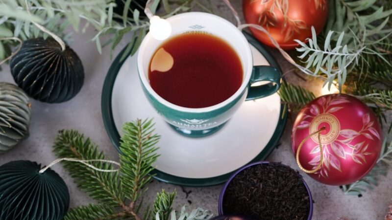 英国紅茶ブランド「アーマッドティー」クリスマスオーナメント缶を限定発売