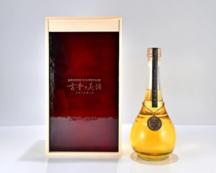 熟成期間38年の古酒レアリティシリーズ 『古昔の美酒 1984岩の井』 数量限定で販売