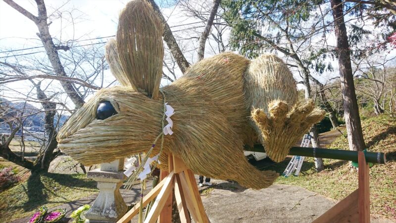 「卯跳ねる」新たな年のスタート。13体目となるウサギ巨大干支飾りが奉納│市川町