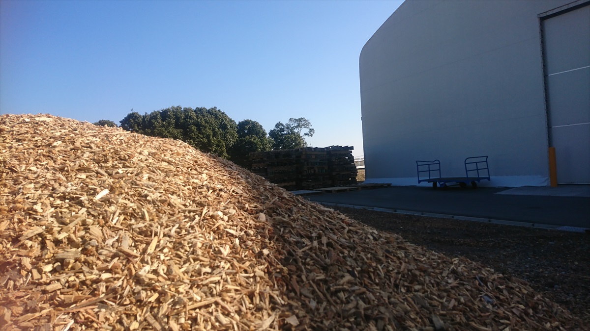 廃材パレットを堆肥として活用。環境配慮、循環型社会の実現を目指す｜福崎町