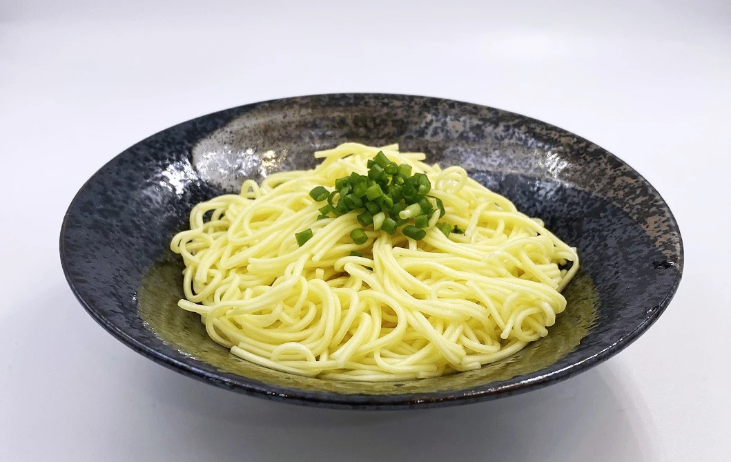 姫路発「播龍亭お鍋にポン！」麺の長さを半分以下にした中華麺