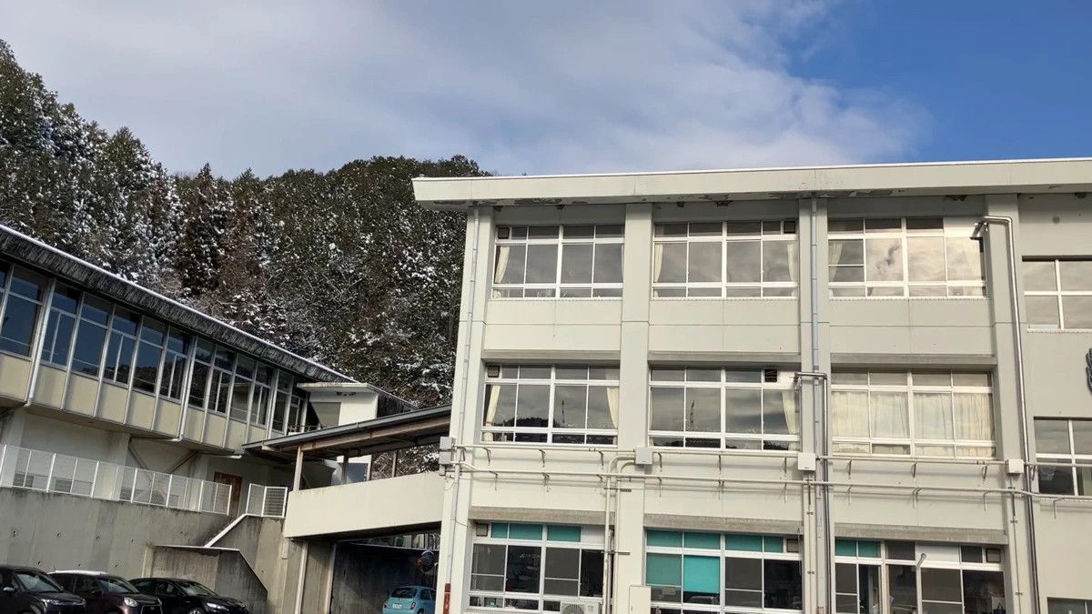 瀬加小学校