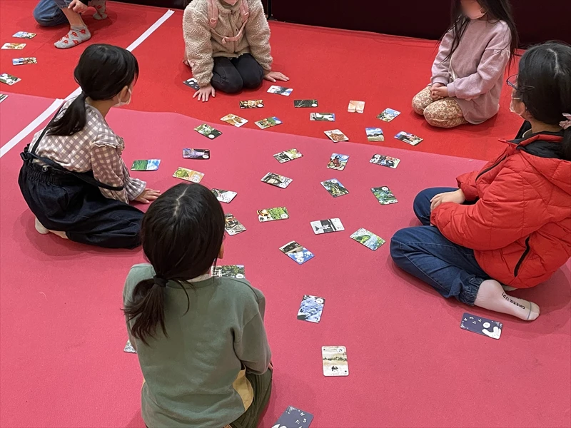お正月はみんなでかるた大会！「カーミンのかるた大会」に行ってきた｜イオンモール加西北条