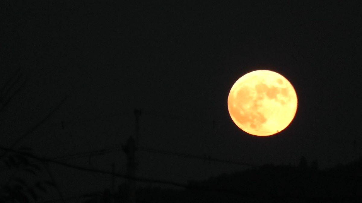 2023年、中秋の名月は満月。太陰太陽暦の興味深いずれと、月の公転の秘密