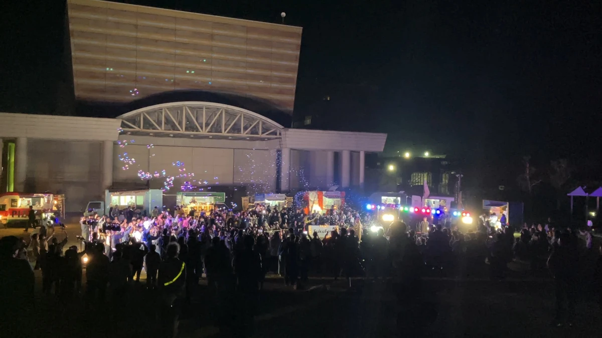 地域に貢献したい！祝、FukuFes.2周年。夜空に舞う無数のシャボン玉│福崎町