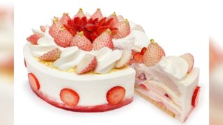 【カフェコムサ】毎月3日はミルクレープの日！1月は「紅白いちごのミルクレープ」が限定登場