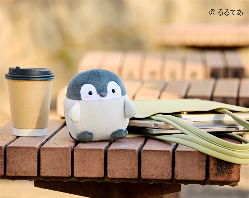 コウペンちゃんの温かくなるぬいぐるみが登場。手のひらサイズで持ち運びも簡単