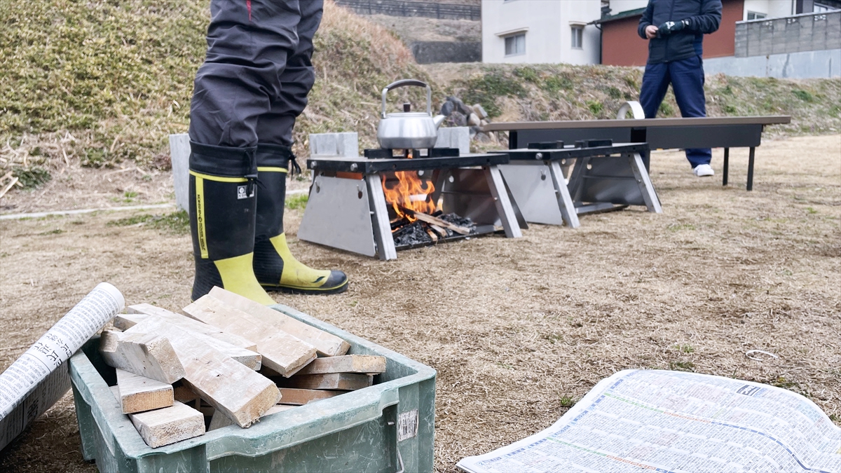 有事の際の備えとして。防災かまどベンチを活用した災害訓練が実施／福崎町