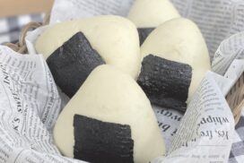 見た目は"おにぎり"のカレーパン。高校生が、兵庫県産品を使って朝に食べたい商品を開発