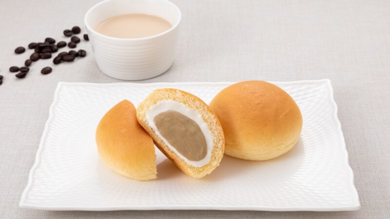 冷やして食べるとろけるくりーむパン カフェオレ