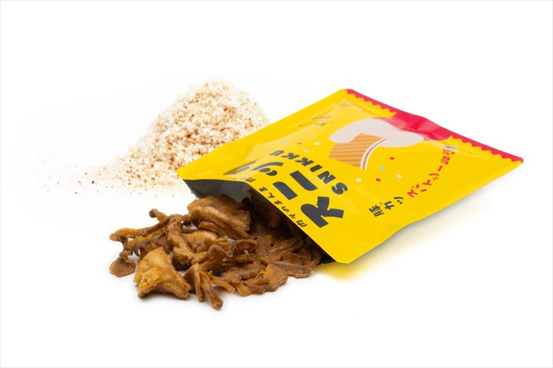 不思議な食感がクセになる！今までにありそうでなかった肉そのままを使ったスナック菓子が登場