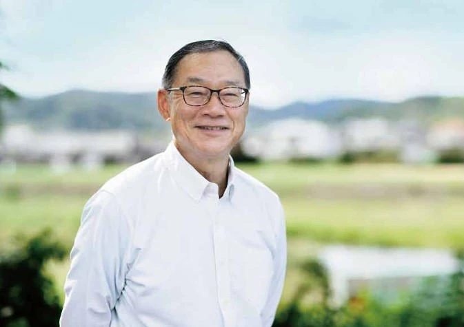 国産有機大豆を使用。大粒でしっかり食感、もっちりとした弾力。重みを感じる強い粘りが食べ応えを感じます。