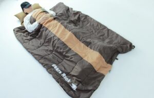 避難所でも布団のように眠れる防災セットが登場。災害時の備えに