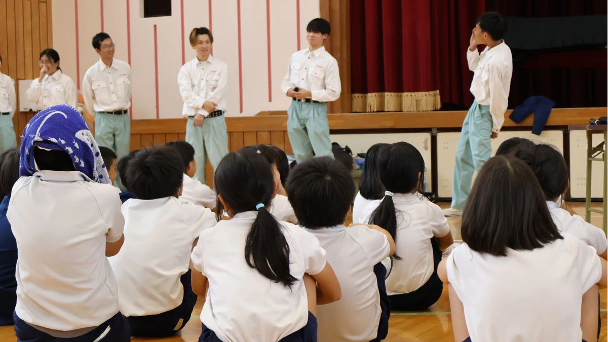 福崎小学校で「チームフクシン」手話ダンスワークショップ開催。地域に広がる手話文化／福崎町