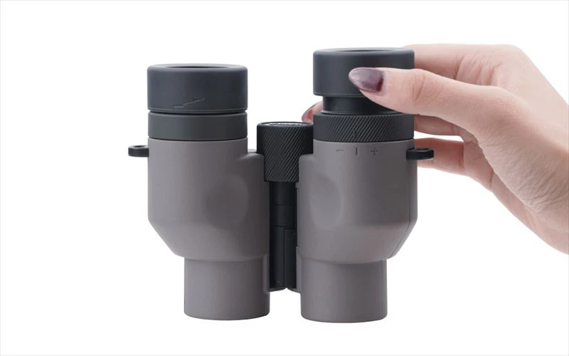 これまでにない観劇体験を。超広角の双眼鏡「SW8×25WP」「SW10×25WP」が発売