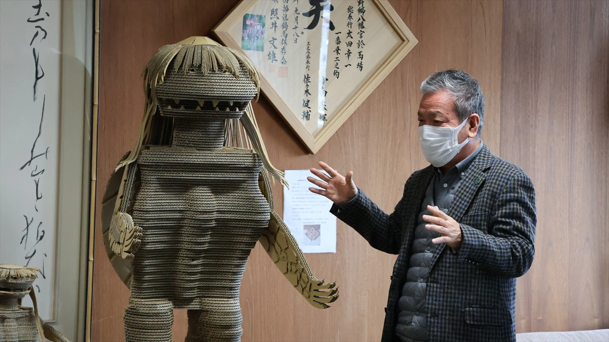 福崎町に新たなシンボル誕生！？ガジロウ段ボール模型がお披露目