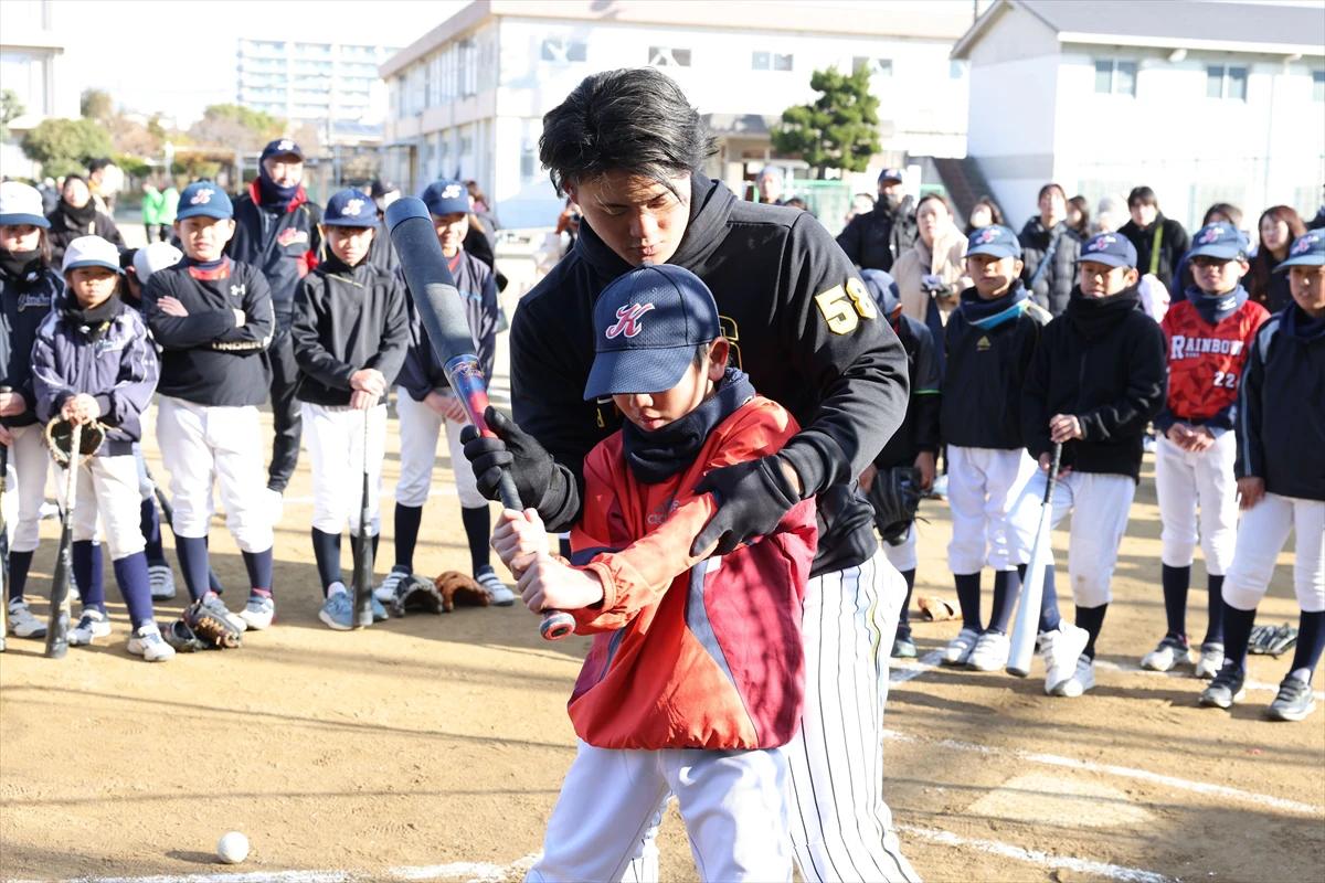 阪神タイガース前川選手と岡留選手が姫路に登場！「第3回西はりま少年少女野球教室」開催