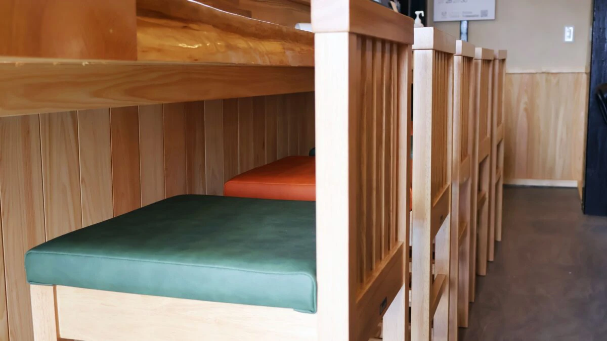 福崎町に「松葉寿し」が4月29日オープン。本格穴子寿しと地元限定の地酒を味わえる隠れ家寿司店