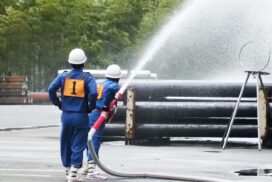 市川町消防団、新たな一歩！ 競技から実践へ、地域を守る「水出し操法訓練」に密着