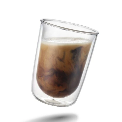 暑くなったらこまめに水分補給！ハンズでおすすめの水筒特集コーナーが展開中
