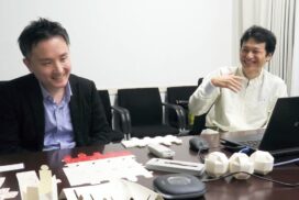 コイの餌が「尻子玉」！？河童のガジロウもビックリの「尻子玉」紙容器が誕生／福崎町