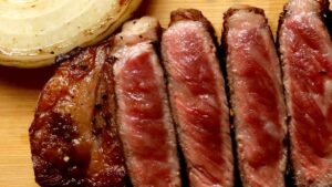 新感覚！セルフスタイルステーキ店「肉のPLS」が姫路にオープン