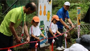リフレッシュパーク市川で「かぶとむしど～む」開園式。カブトムシやクワガタとふれあい体験