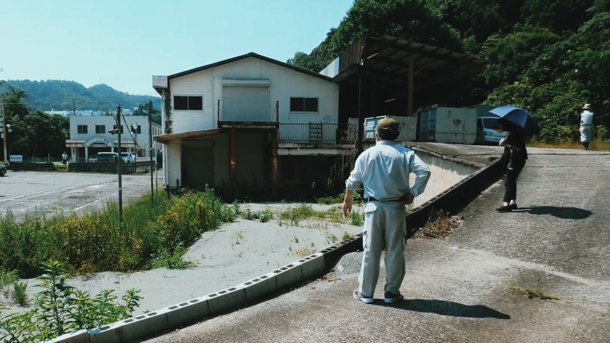 弾薬庫と幻の駅の物語。福崎町工業団地に残る戦争の記憶をたどる