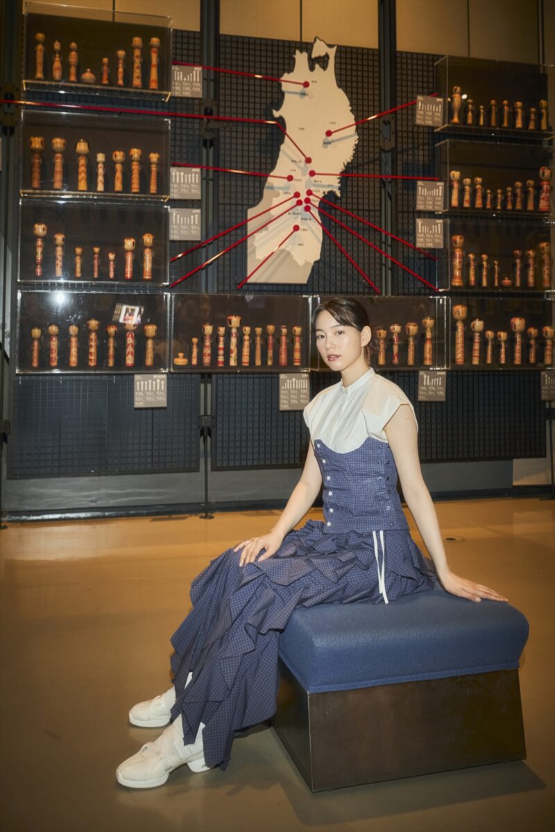 俳優・アーティストのんが表現する「可愛くて、不気味」な世界