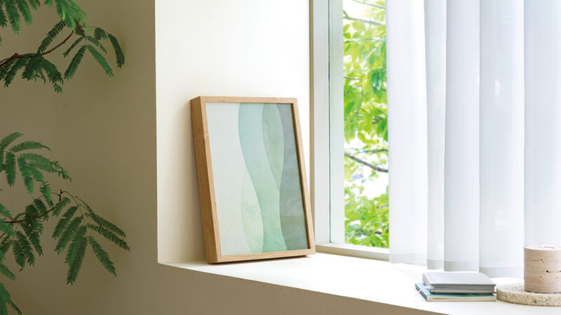 アートが防災・防犯に役立つ！ 備蓄品をたっぷり収納できるフレームが新発売