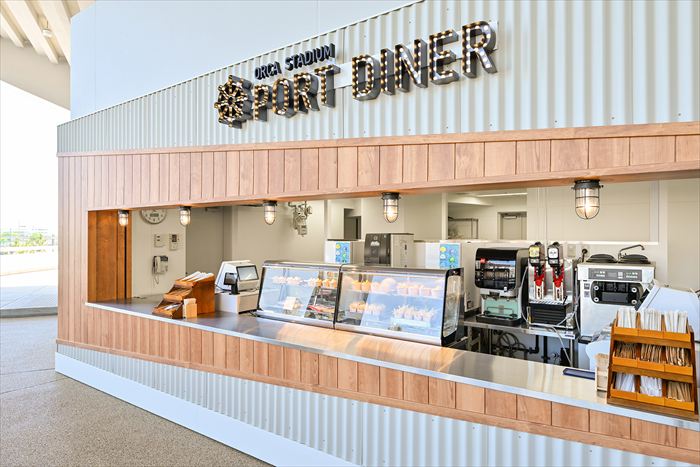 【神戸須磨シーワールド】シャチの見えるレストランで見て楽しい、食べて美味しいハロウィン限定メニューが登場