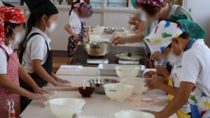 もちむぎ麵の製麺体験