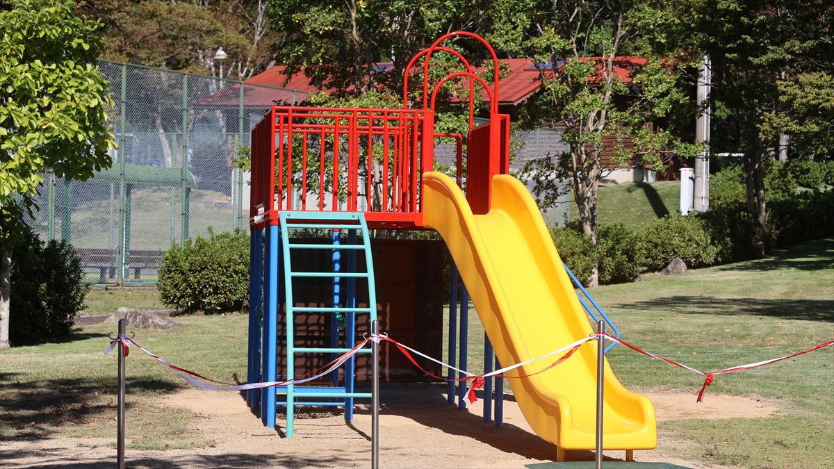 子どもたちの笑顔あふれる新スポット。福崎町スポーツ公園に新遊具完成