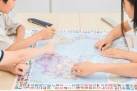 見直しは、毎月ご負担いただく利用者負担金のみを対象として行います。延長に係る利用者負担金、おやつ代及び傷害保険料については、今回の見直しの対象外